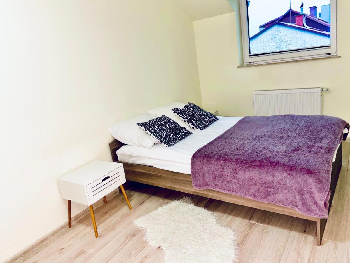 Apartament 48M W Centrum Grojca Grojec  Luaran gambar