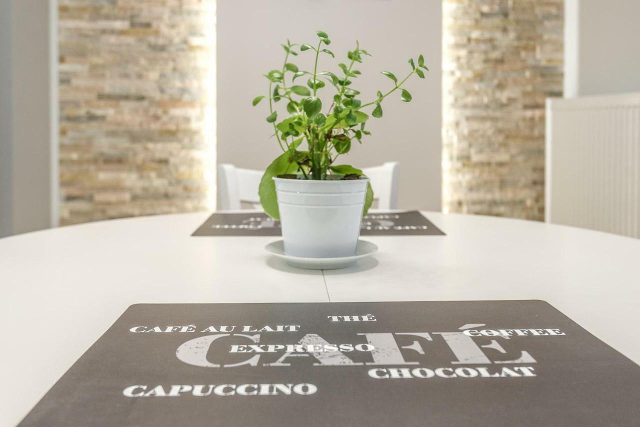 Apartament 48M W Centrum Grojca Grojec  Luaran gambar